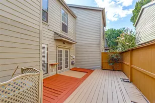 9400 Doliver Dr, Houston, TX 77063 - Photo 23