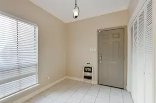 9400 Doliver Dr, Houston, TX 77063 - Photo 27