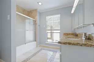 9400 Doliver Dr, Houston, TX 77063 - Photo 27