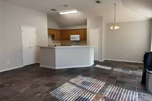 2700 Jennie Wells Dr, Mansfield, TX 76063 - Photo 5