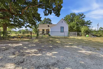 1149 County Road 426, Cleburne, TX 76031 - Photo 3