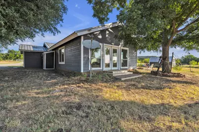 4080 Pleasant Valley Road, Mineral Wells, TX 76067 - Photo 29