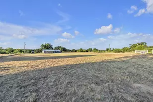 4080 Pleasant Valley Rd, Mineral Wells, TX 76067 - Photo 3