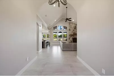 924 Indian Trail, Oak Leaf, TX 75154 - Photo 3