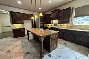 9001 Blue Water Dr, Plano, TX 75025 - Photo 5