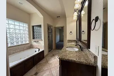9001 Blue Water Drive, Plano, TX 75025 - Photo 13