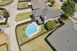 2903 Meadow Bluff Dr, Wylie, TX 75098 - Photo 3