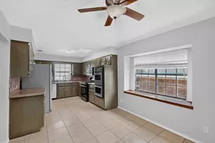2413 Club Meadow Dr, Garland, TX 75041 - Photo 7