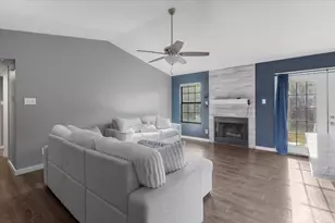 710 Southwood Dr, Athens, TX 75751 - Photo 3