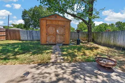 401 S 3rd Street, Grandview, TX 76050 - Photo 13