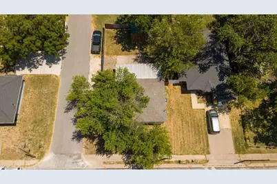 401 S 3rd Street, Grandview, TX 76050 - Photo 9
