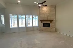 1114 Perrin Ln, Van Alstyne, TX 75495 - Photo 3