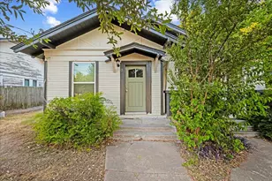 711 Brown St, Waxahachie, TX 75165 - Photo 1