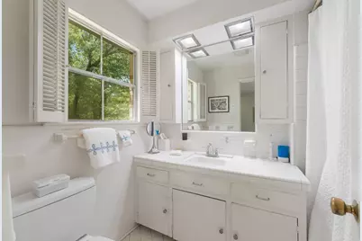 13828 Hillcrest Road, Dallas, TX 75240 - Photo 23