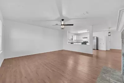 2460 Mallory Lane, Lancaster, TX 75134 - Photo 3