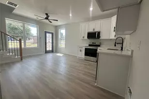 806 N Cates St, Decatur, TX 76234 - Photo 5