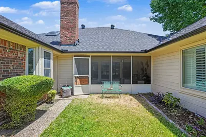 1349 Mantlebrook Drive, DeSoto, TX 75115 - Photo 35