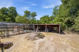 112 Sandra Dr, Azle, TX 76020 - Photo 23