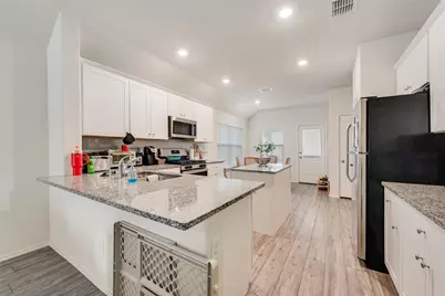 5852 Wake Robin Drive, Fort Worth, TX 76123 - Photo 5