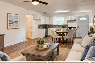 505 Cummins St, Bowie, TX 76230 - Photo 5