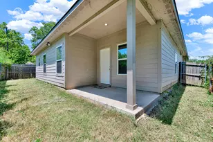 1421 Jones St, Greenville, TX 75401 - Photo 33