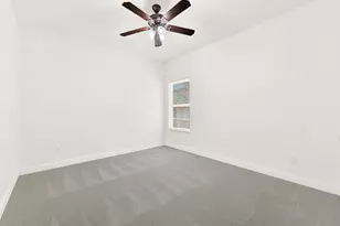 1421 Jones St, Greenville, TX 75401 - Photo 13
