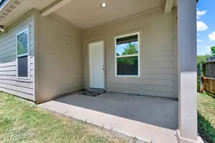 1421 Jones St, Greenville, TX 75401 - Photo 31