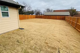 307 N Colbert Ave, Sherman, TX 75090 - Photo 21
