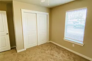 307 N Colbert Ave, Sherman, TX 75090 - Photo 9