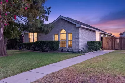 321 Pemberton Drive, Wylie, TX 75098 - Photo 1