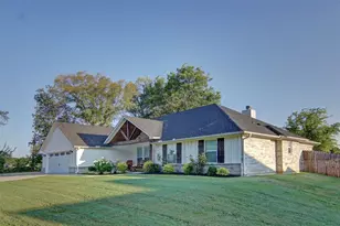 647 Oklahoma St, Van, TX 75790 - Photo 27