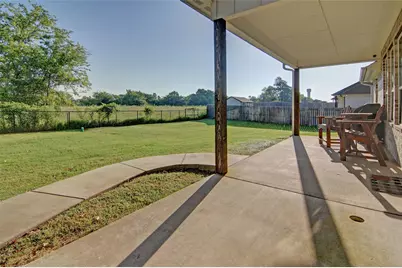 647 Oklahoma Street, Van, TX 75790 - Photo 33