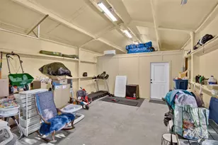 647 Oklahoma St, Van, TX 75790 - Photo 29