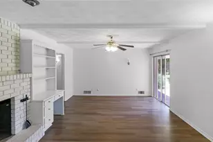 1526 Charleston Dr, Garland, TX 75041 - Photo 7