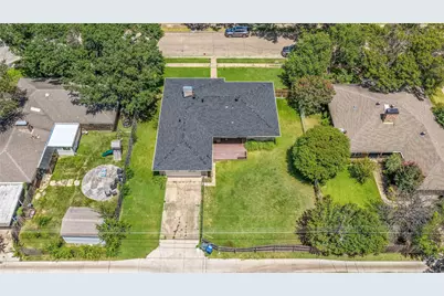 1526 Charleston Drive, Garland, TX 75041 - Photo 5