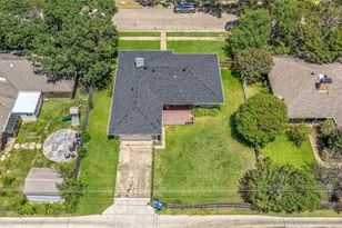 1526 Charleston Dr, Garland, TX 75041 - Photo 5