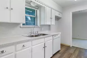 1526 Charleston Dr, Garland, TX 75041 - Photo 13