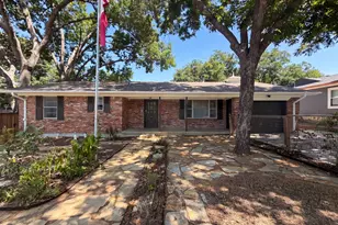 808 Griffin St, McKinney, TX 75069 - Photo 1