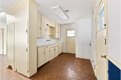 920 Park Avenue, Bonham, TX 75418 - Photo 13