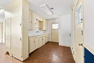 920 Park Ave, Bonham, TX 75418 - Photo 13