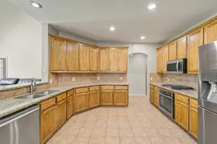 9332 Granger Ln, Fort Worth, TX 76244 - Photo 9