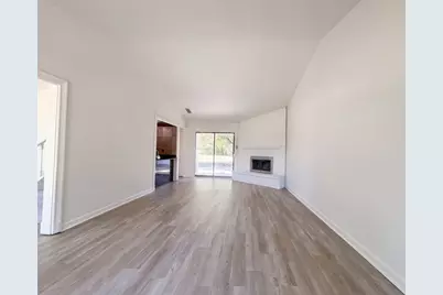526 Royal Valley Road, Grand Prairie, TX 75052 - Photo 5