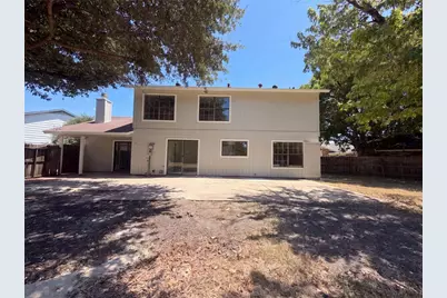526 Royal Valley Road, Grand Prairie, TX 75052 - Photo 21