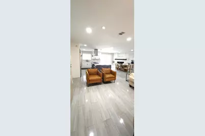218 W Holland Drive, Irving, TX 75062 - Photo 5