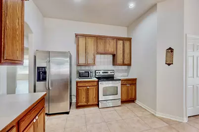 1216 Lake Forest Drive, Grand Prairie, TX 75052 - Photo 11