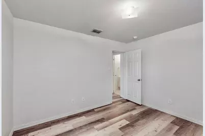 1216 Lake Forest Drive, Grand Prairie, TX 75052 - Photo 21
