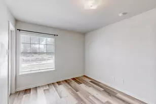 1216 Lake Forest Dr, Grand Prairie, TX 75052 - Photo 25
