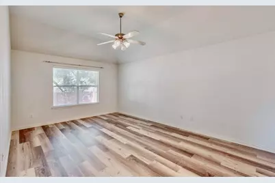 1216 Lake Forest Drive, Grand Prairie, TX 75052 - Photo 13