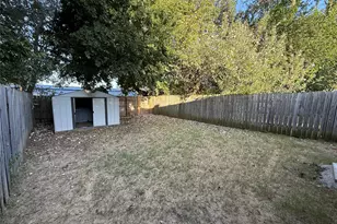 2601 N Hickory St, Sherman, TX 75092 - Photo 13