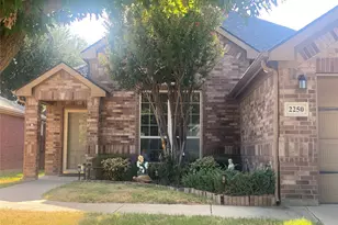 2250 Kaitlyn Dr, Weatherford, TX 76087 - Photo 1
